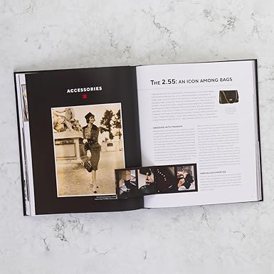 Absolutely Chanel (Hardback)