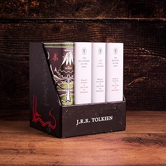 The Hobbit & The Lord of the Rings Gift Set: A Middle-earth Treasury: J. R. R. Tolkien (Pocket versions- Boxed) Hardcover