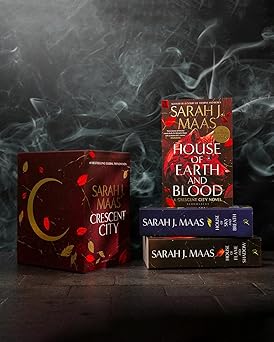 Crescent City Paperback Box Set: All three paperbacks in the STUNNING Crescent City series