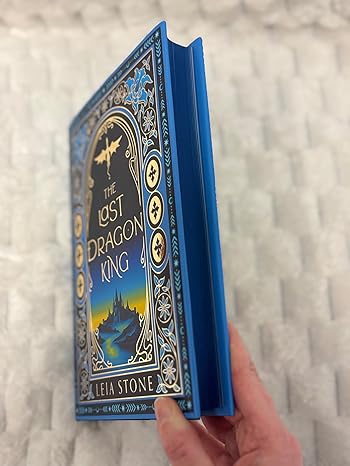 The Last Dragon King By Leia Stone - Kings of Avalier #1 (Hardback)