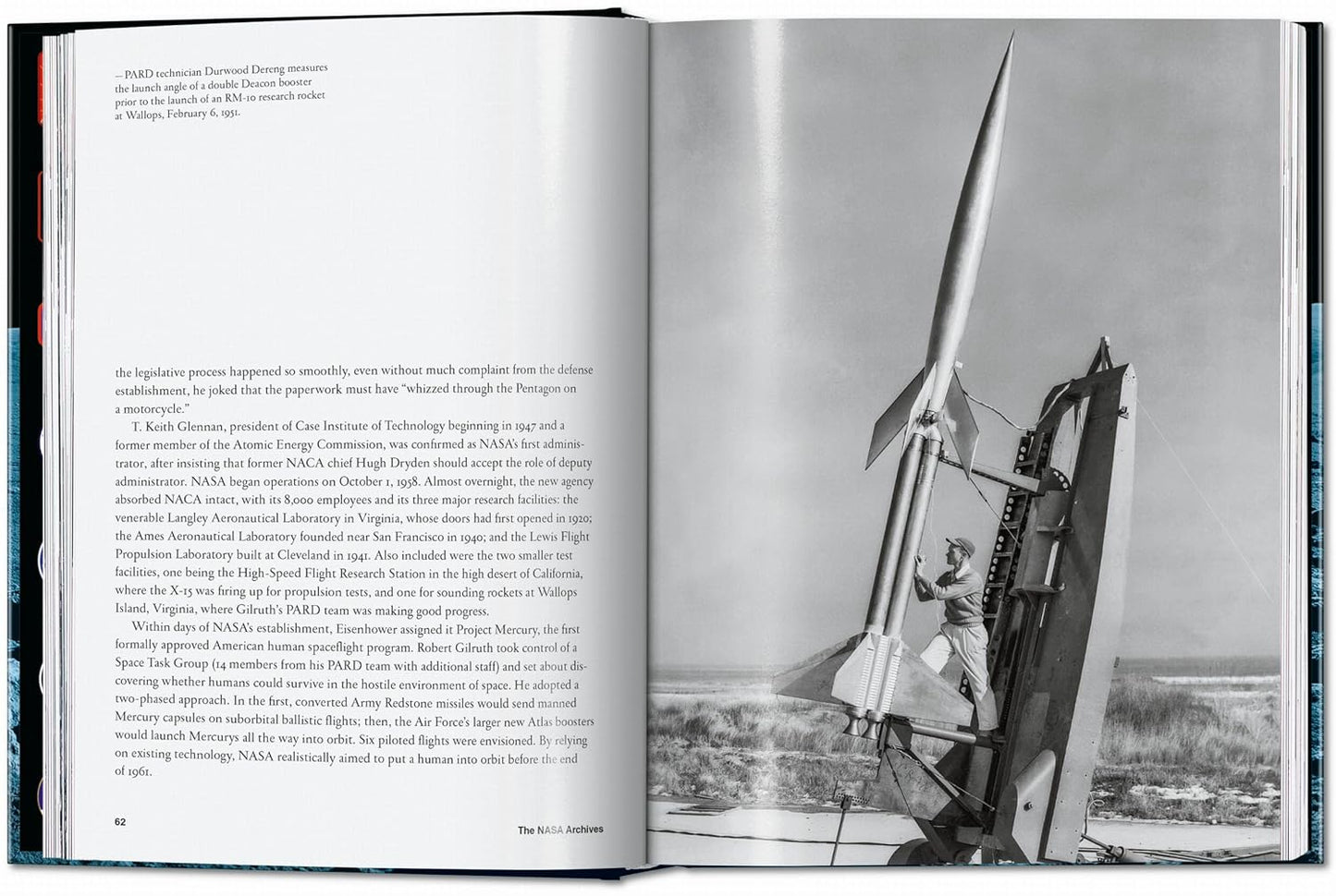 The NASA Archives - 40th Edition (Hardback)