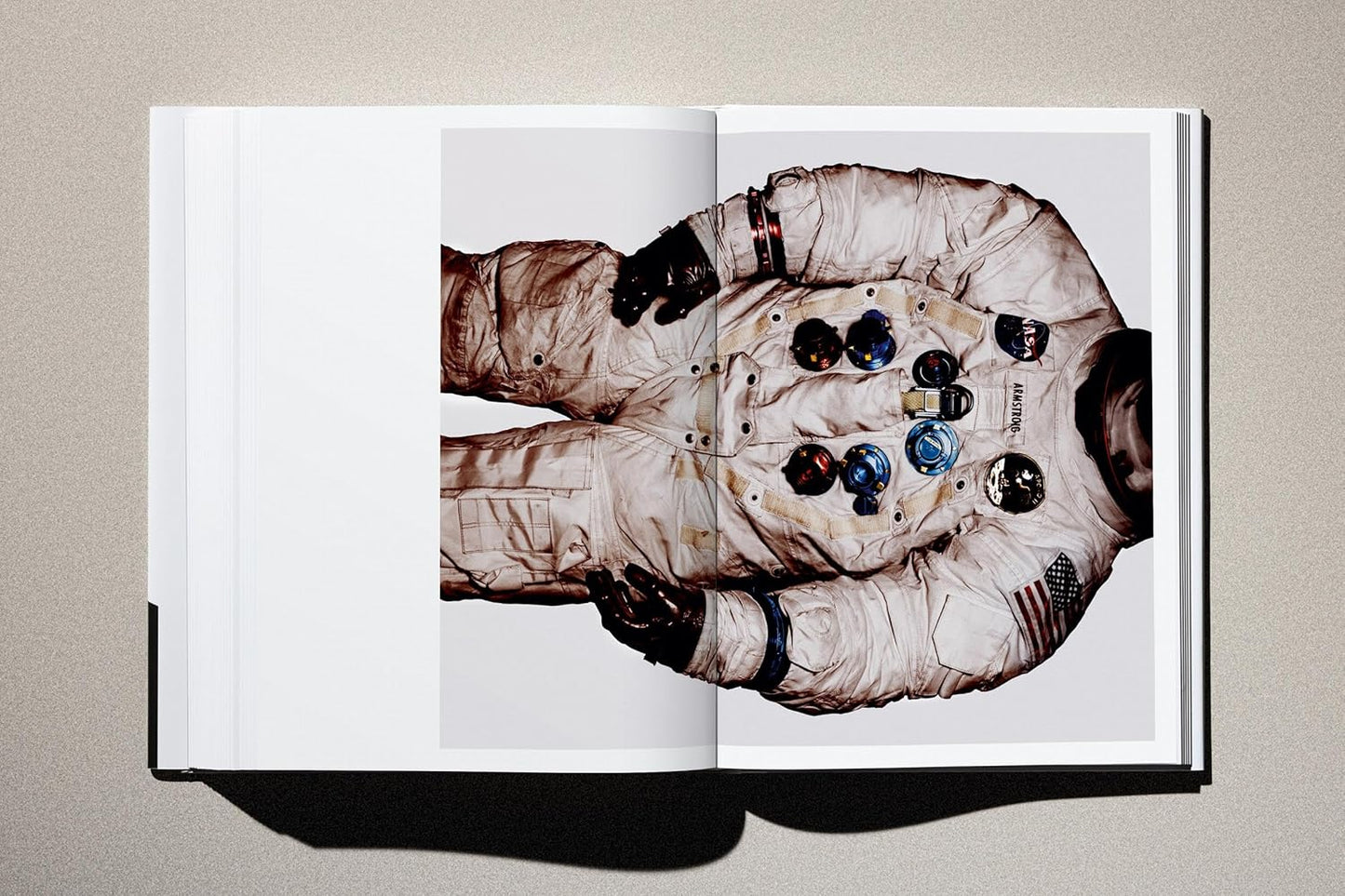 Albert Watson. Kaos (Hardback)