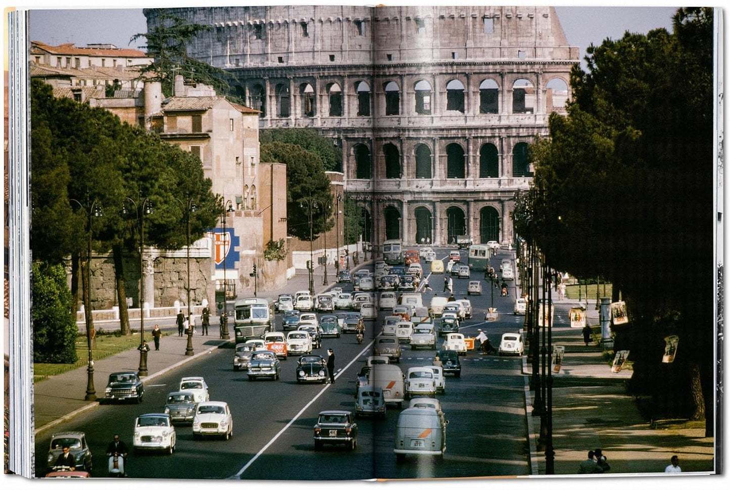 Rome. Portrait of a City (Hardback)