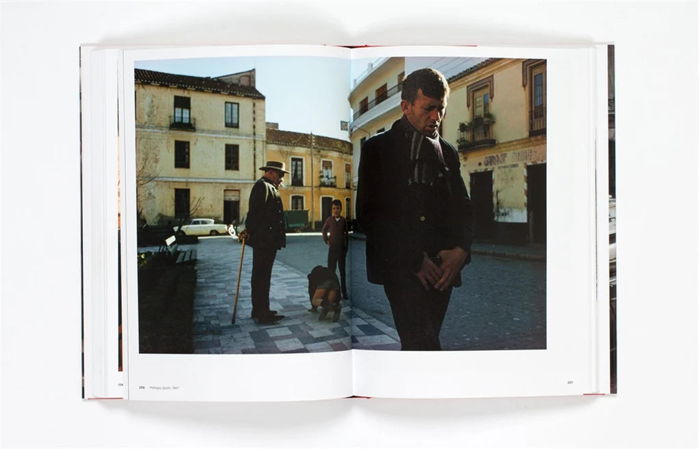 Joel Meyerowitz: Where I Find Myself: A Lifetime Retrospective - An Elephant Book (Hardback)