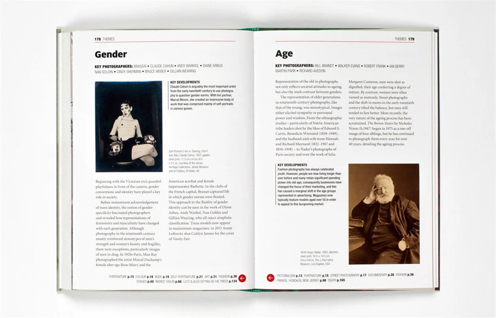 The Short Story of Photography: A Pocket Guide to Key Genres, Works, Themes & Techniques (Flexibound)