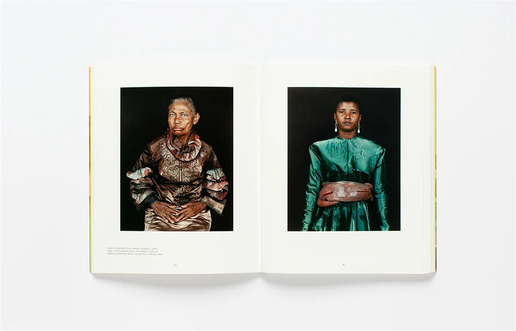 Girl on Girl: Art and Photography in the Age of the Female Gaze (Paperback)