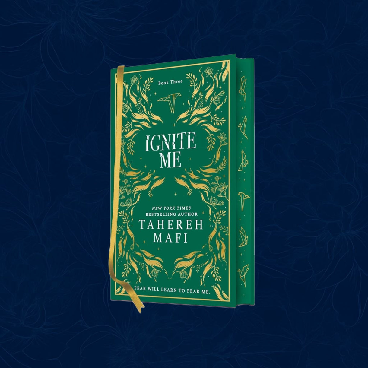 Ignite Me By Tahereh Mafi - Shatter Me #3 collector's edition (Hardback)