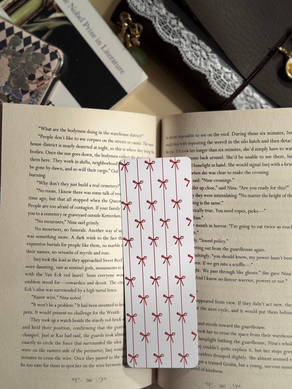 Red Bow Bookmark image 1